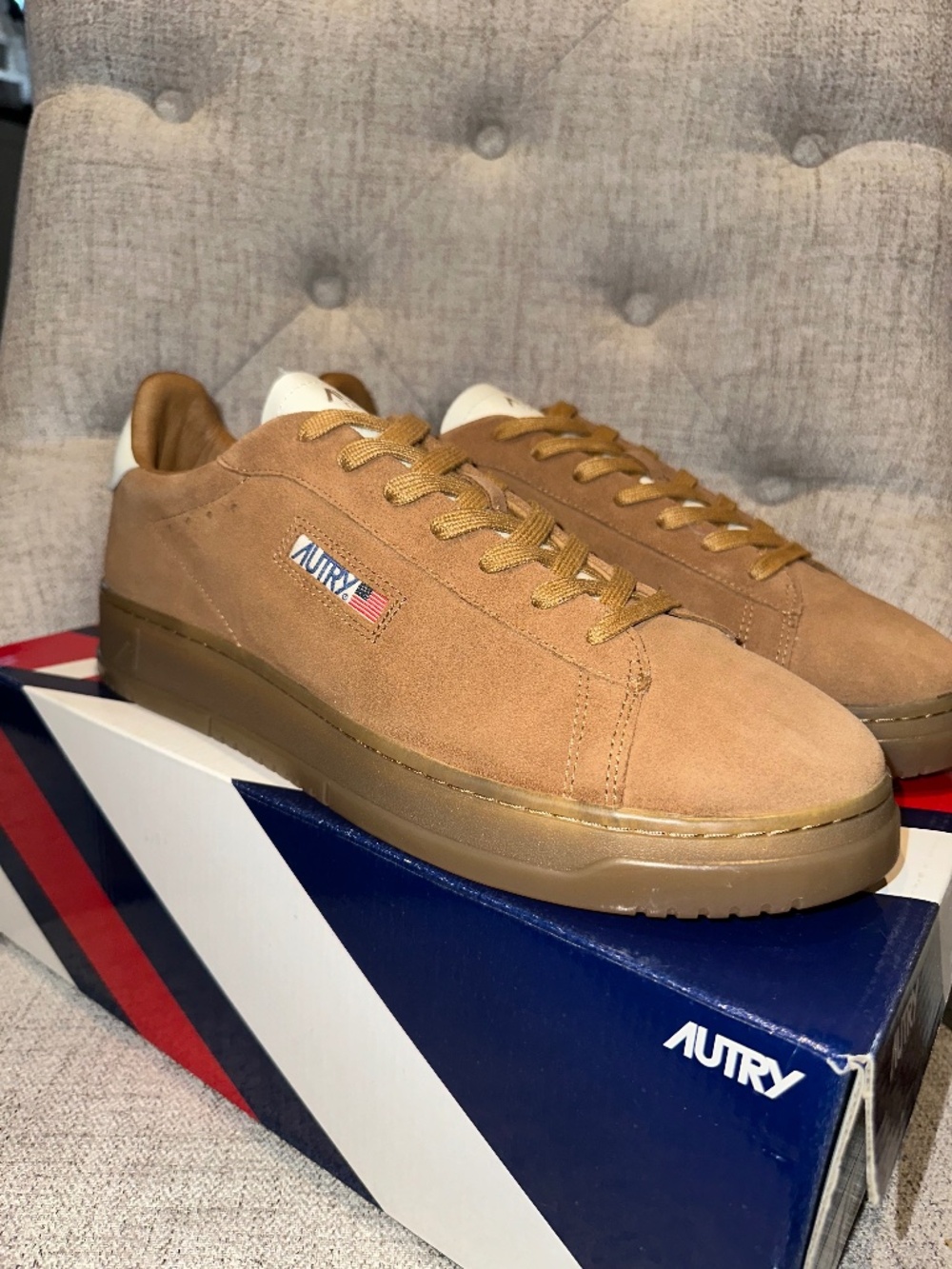 Autry Dallas Suede Low-Top Sneakers Sigaro Marsh $245 size 13(46)